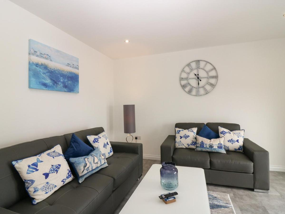 Ocean View Apartment บานฟ์ ภายนอก รูปภาพ