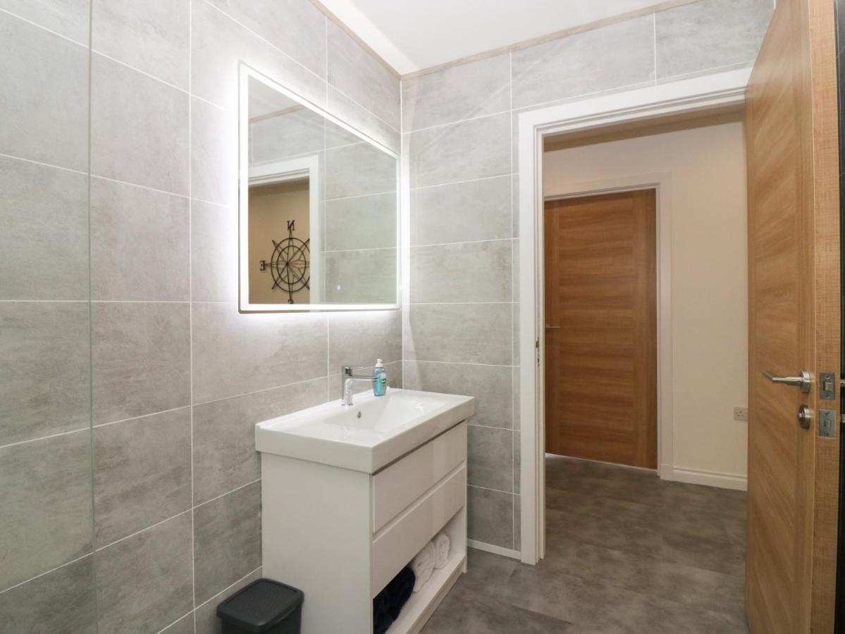 Ocean View Apartment บานฟ์ ภายนอก รูปภาพ